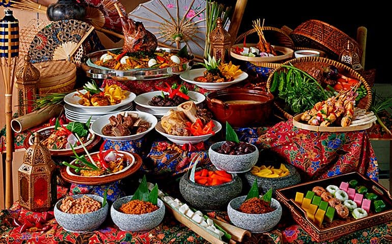 Ketika Cita Rasa Bertemu Kreativitas: Bagaimana Inovasi Menentukan Nasib Bisnis Kuliner Anda