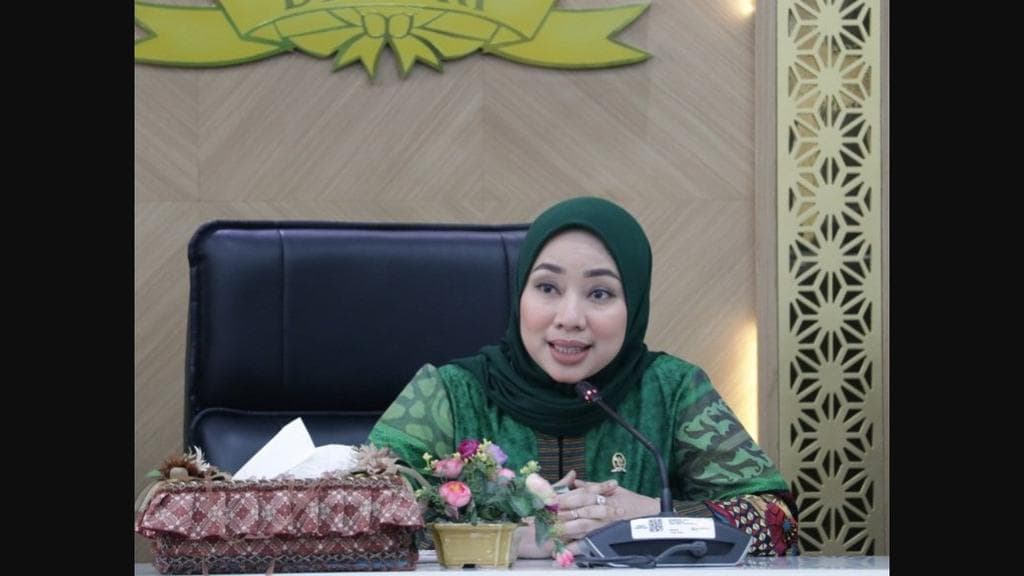 Mengurai Benang Kusut Kebijakan Hemat Energi: Antara WFH dan Solusi Sistemik yang Terlupakan
